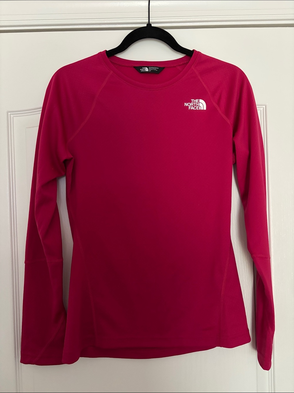 The North Face Women's Long Sleeve Crew - Raspberry Pink